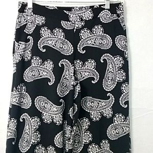 New York & Company Women's plant size med wide leg paisley
